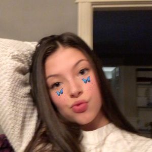 Meet your Posher, Justine